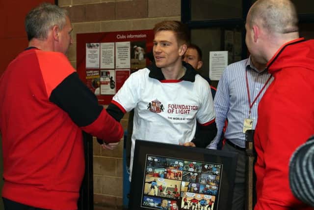 Duncan Watmore meets Sunderland's PL Kicks Heroes.