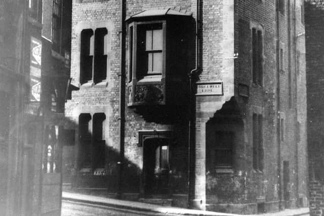 Bodlewell Lane Police Station.