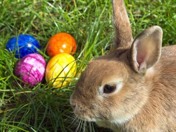 Workers can take advantage of the way Easter falls this year.