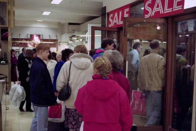 The last customers at the Binns store in 1993.