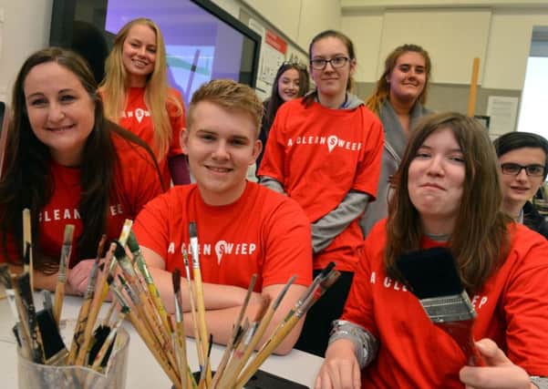 Sunderland College students to take part in a Sunderland City Centre clean up and paint project.
