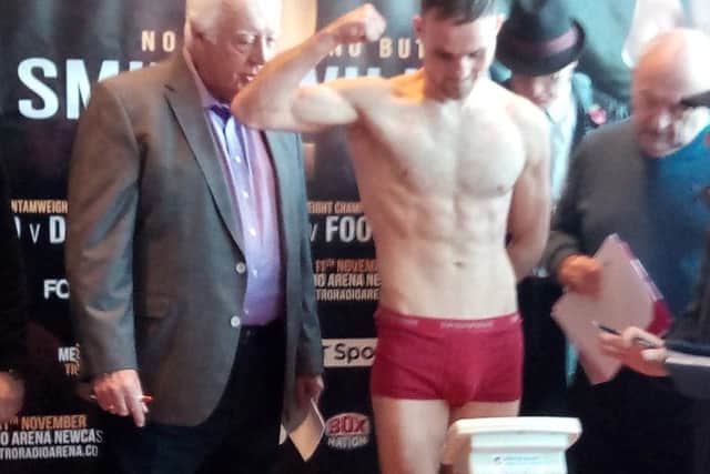 Glenn Foot on the scales at yesterday's weigh in at the Hilton, Gateshead