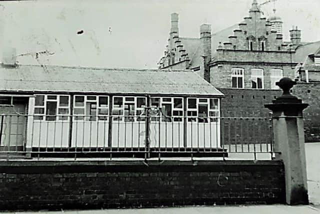 The huts which faced on to Leamington Street.