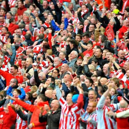 Sunderland fans celebrate going ahead against City