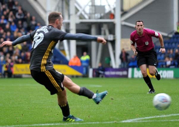 Aiden McGeady equalises for Sunderland in September's 2-2 draw at Preston. Picture by Frank Reid