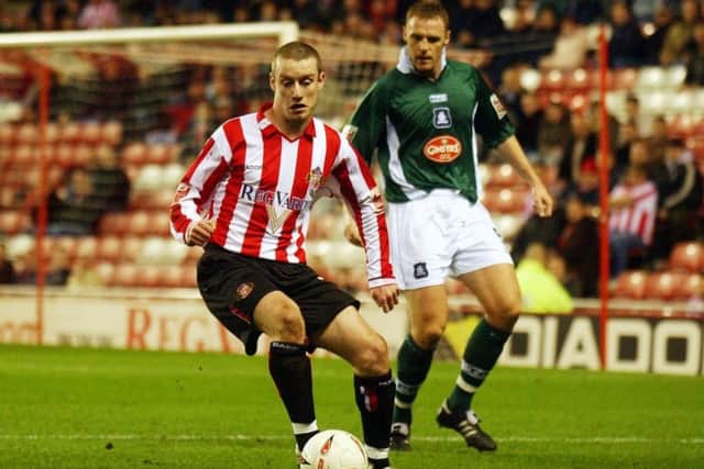 Stephen Elliott in action for Sunderland against Plymouth in the 2004-05 promotion campaign.