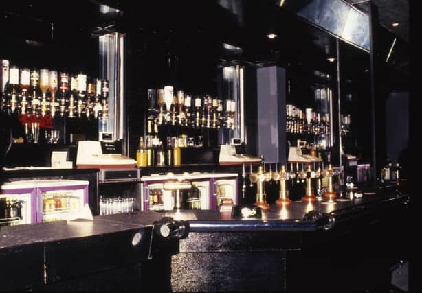 A look inside Strutts nightspot in 1990. Does this bring back memories.